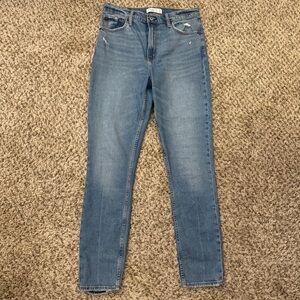 Abercrombie & Fitch Skinny High Rise “The Mom” Jeans Size 29 Long
